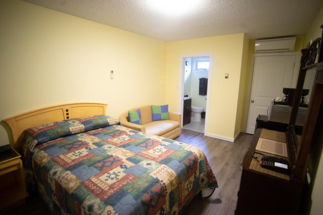 Stardust Motel Camrose Extérieur photo